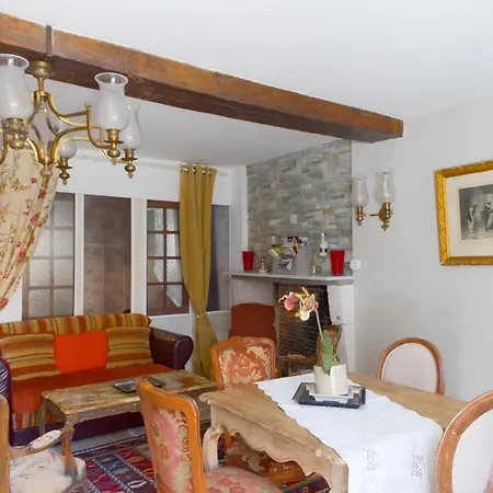 Le Grand Naillac Holiday home Le Blanc